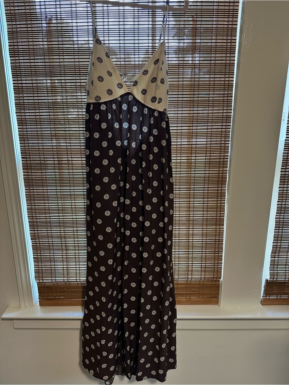 Abercrombie and Fitch - Bra Free Clasp Back Flowy Maxi Dress